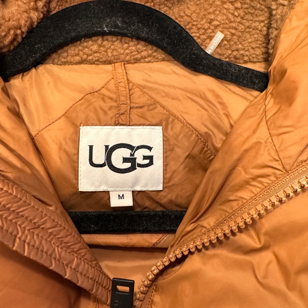 UGG Puffer jacket - Picture 2 of 13